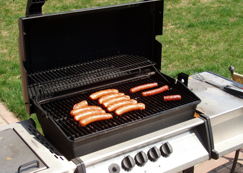 barbecue a poser electrique