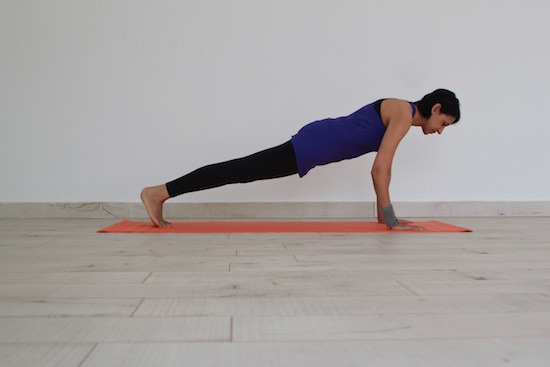 Dos Tordu, Épaules Voûtées : ma Solution pour se Redresser. Dos Tordu, Épaules Voûtées : ma Solution pour se Redresser.