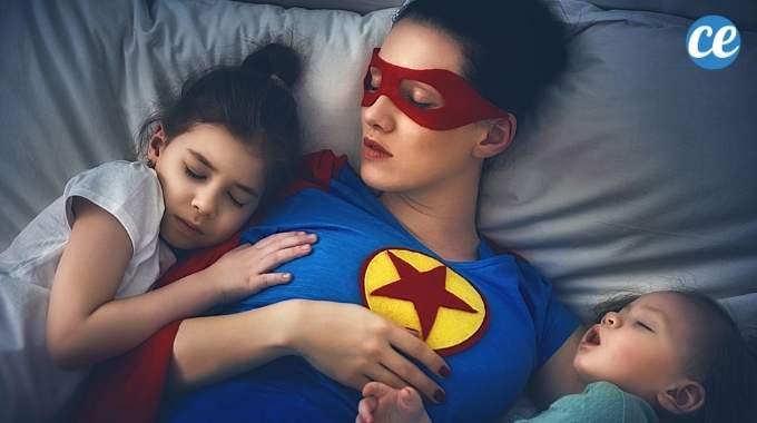 Voici Pourquoi Vous Êtes Fatiguée : Être Maman Équivaut à Avoir 2,5 Jobs à Temps Plein.